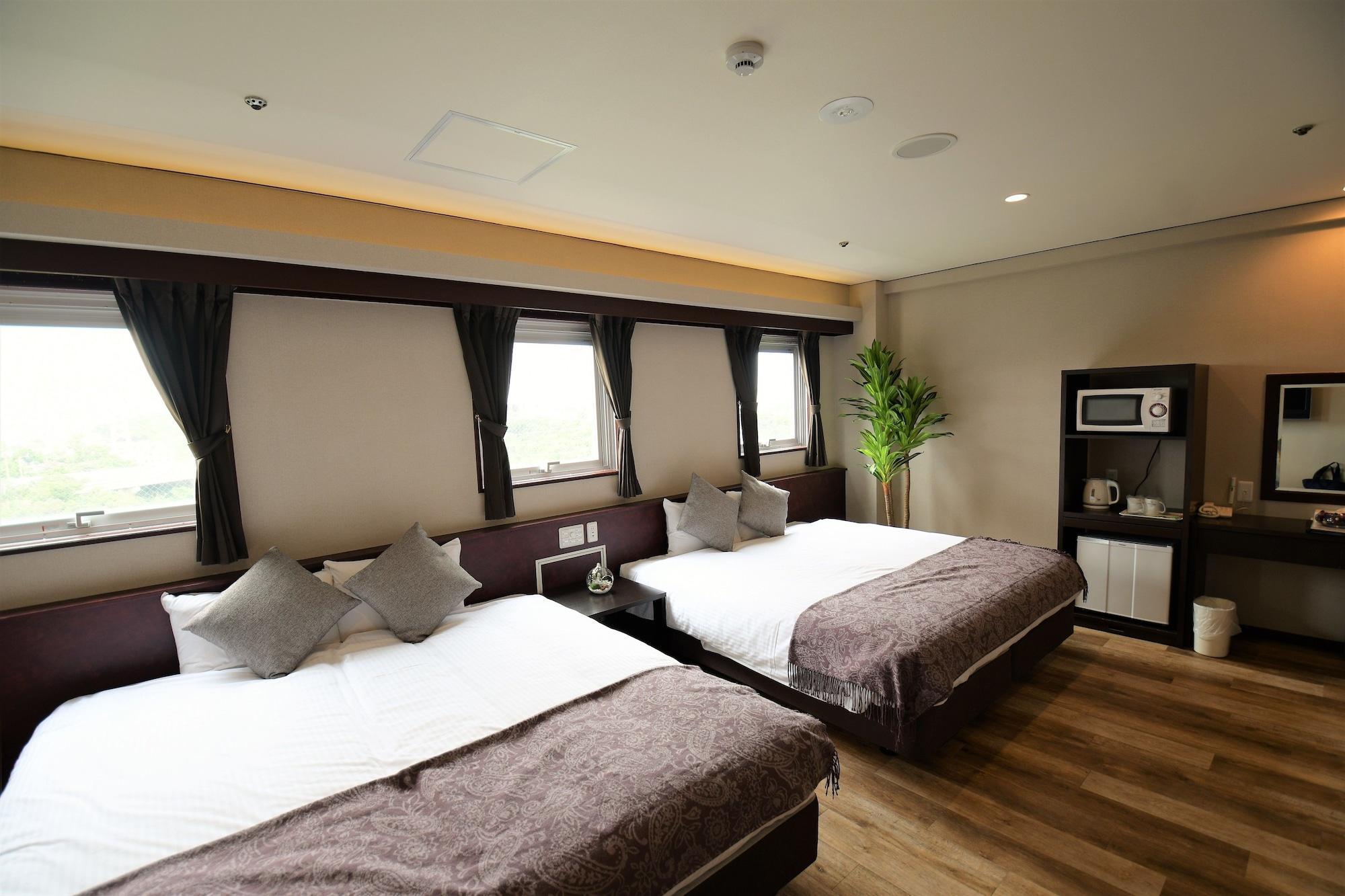 Rycom Crystal Hotel Okinawa Exterior foto