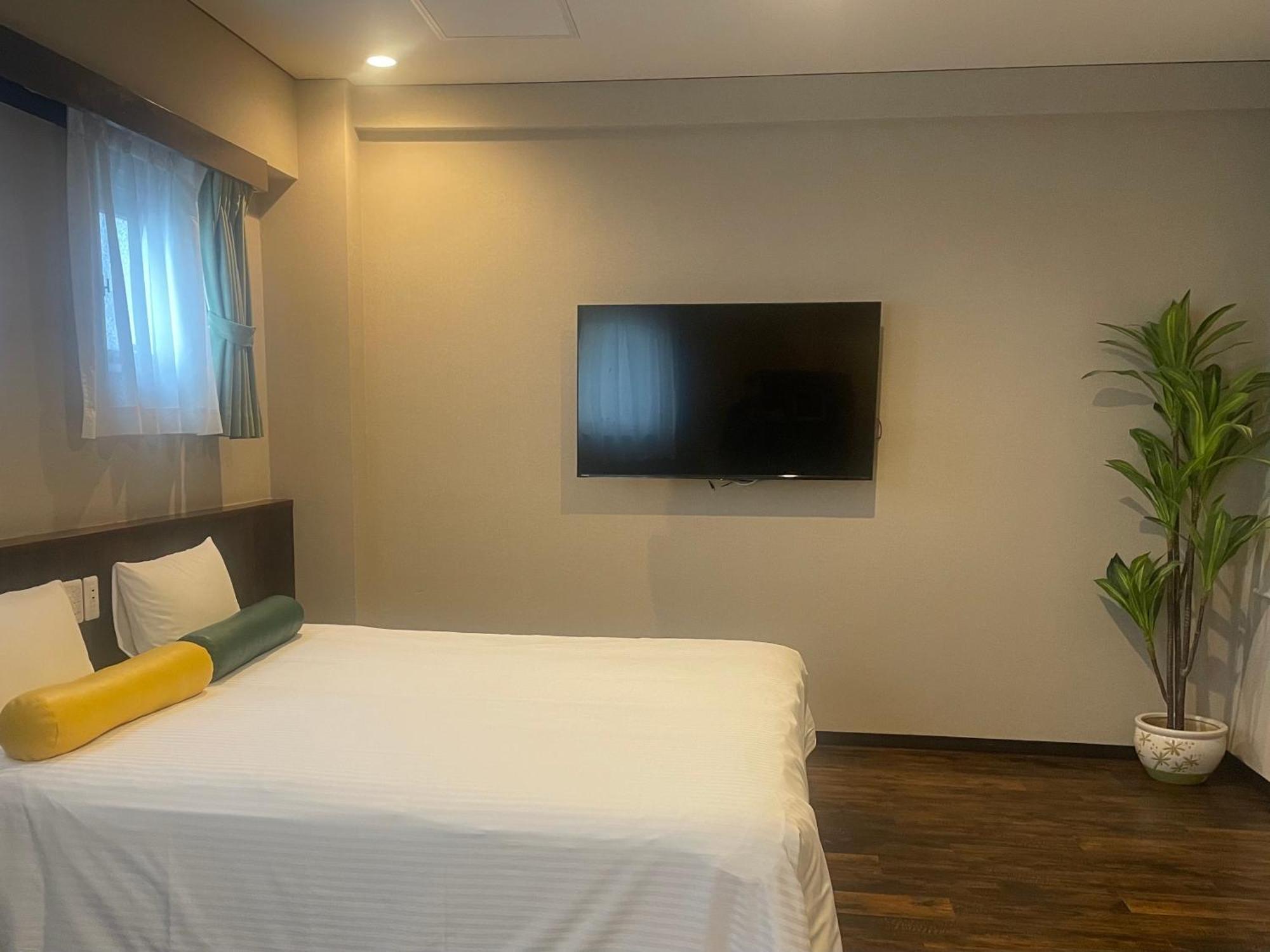 Rycom Crystal Hotel Okinawa Exterior foto